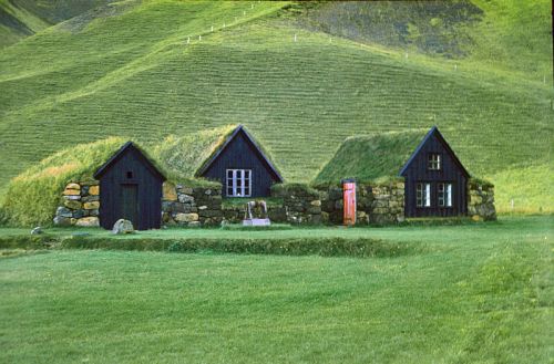 traditional-icelandic-grass-houses