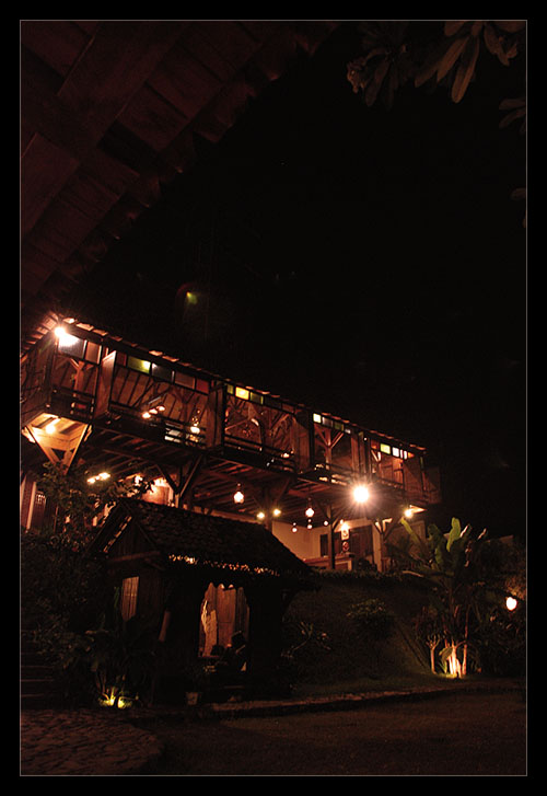 1396077487_4d8375321e_o